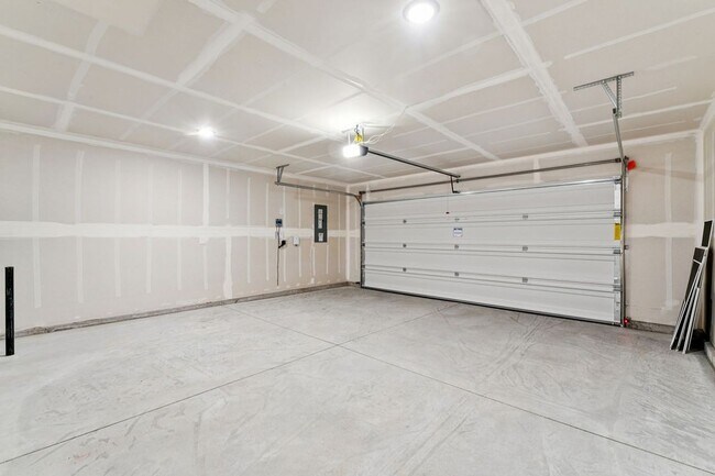 Building Photo - Brand New 4 Bed 2 Bath Home Located in Caldwell