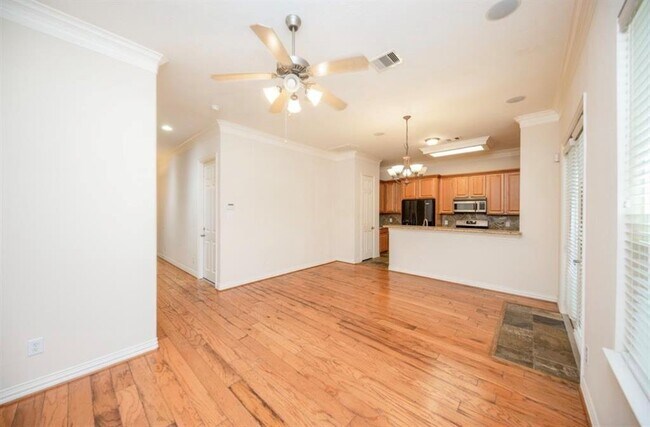 Building Photo - 7103 Windwater Lagoon Dr