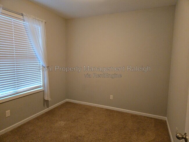 Building Photo - 73 Cullen Ct
