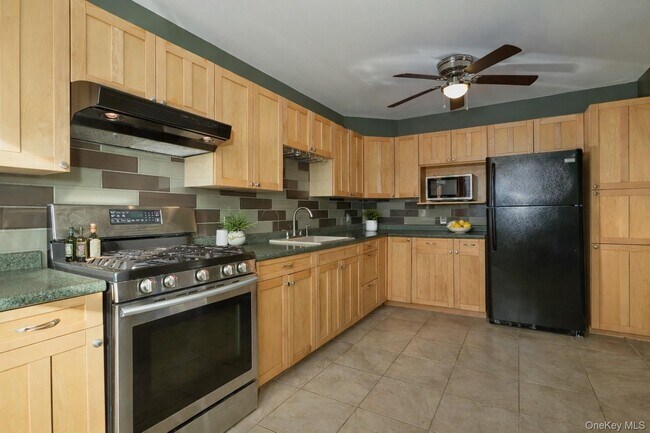 Building Photo - 1668 US-9