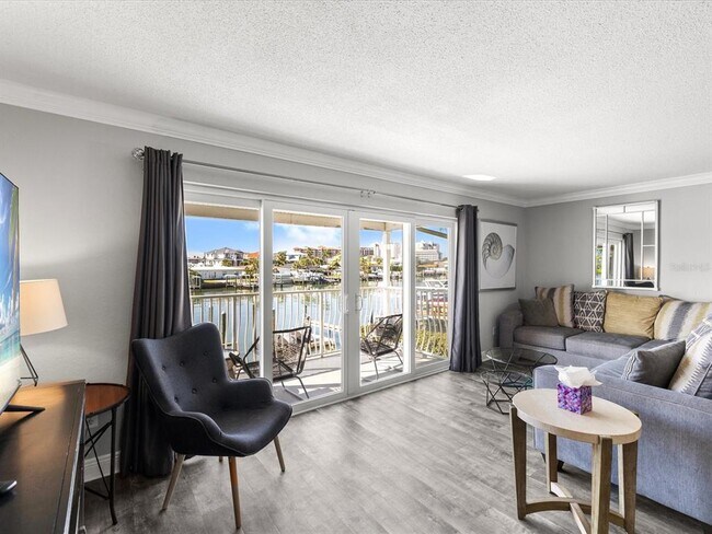 Building Photo - 185 Brightwater Dr