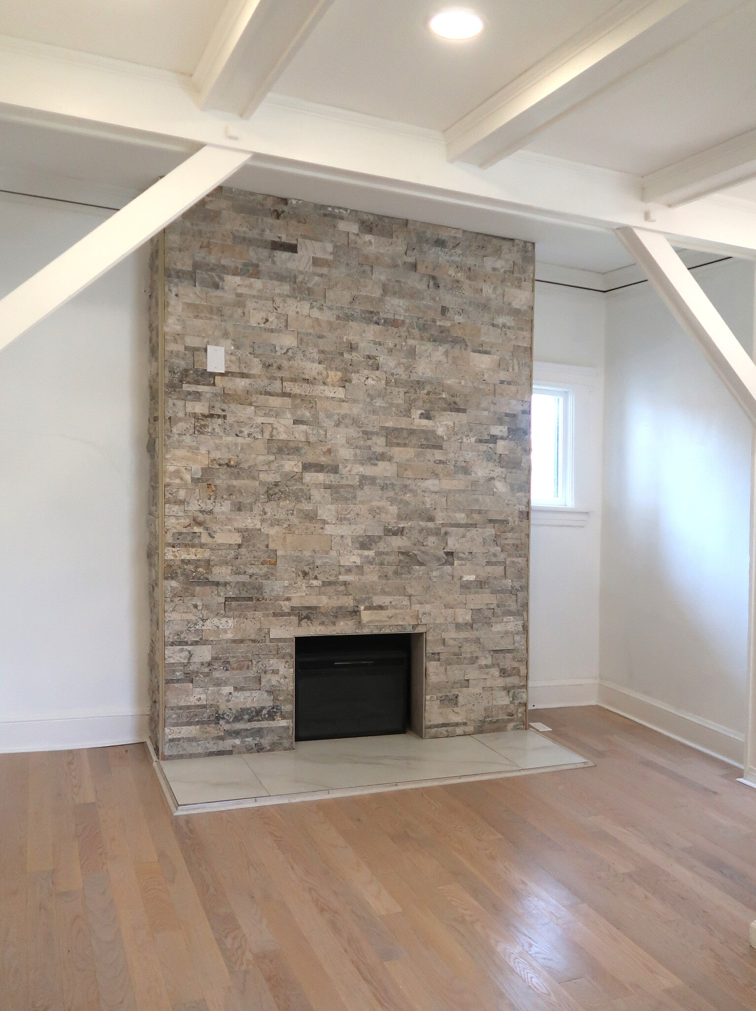 Building Photo - 1286 Oakwood Ave
