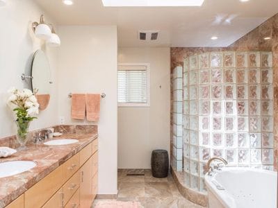 Building Photo - 3549 Lazarro Dr