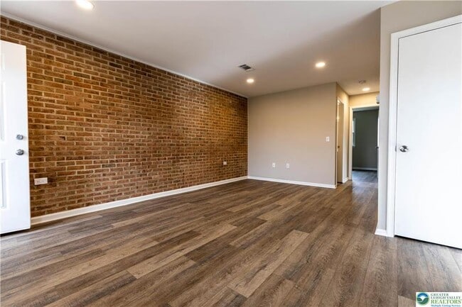 Building Photo - 4074 Winfield Terrace