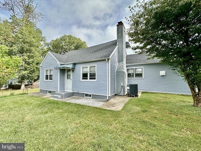 Primary Photo - 632 Durham Rd
