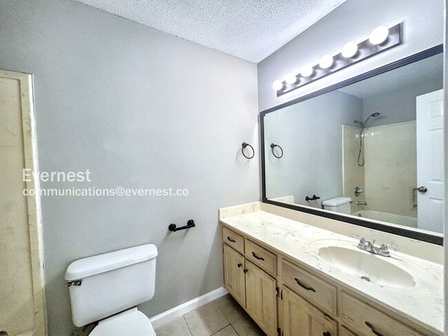 Building Photo - 4351 Kentbrook Dr