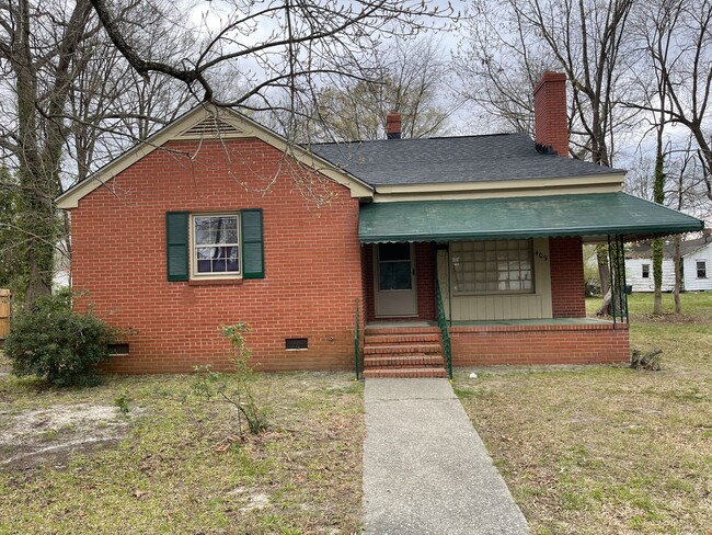 Building Photo - 3 Bedroom House - Edgecombe County