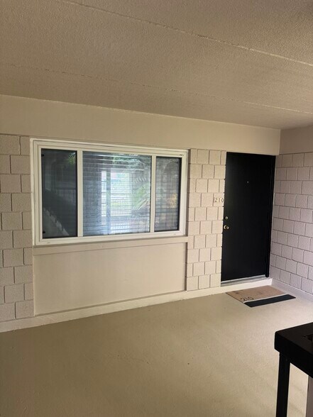 Building Photo - 3232 S Macdill Ave