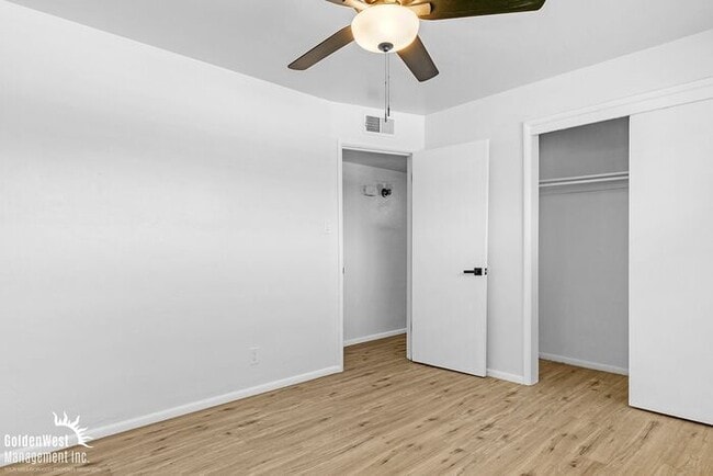 Building Photo - Updated 2Bdm 1Ba in Apartment Community!