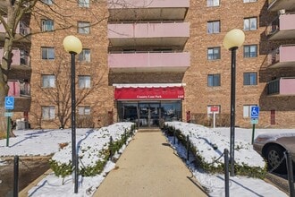 Building Photo - 1460 Fairlane Dr