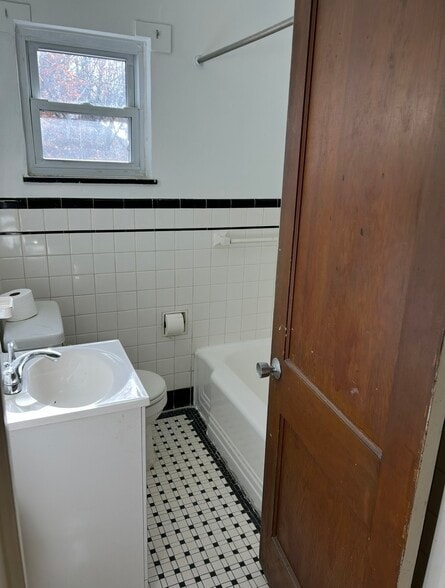 Bathroom - 105 Forest Ave
