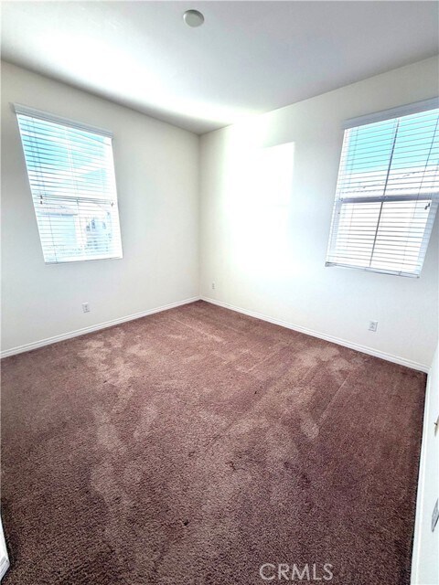 Building Photo - 4279 S Glacier Trail