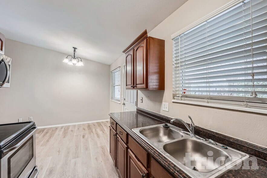 Building Photo - 3974 S Richfield St