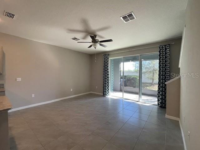 Building Photo - 5447 Dragonfly Dr