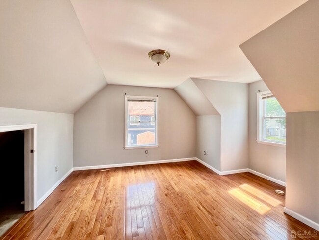 Building Photo - 52 Marconi Ave