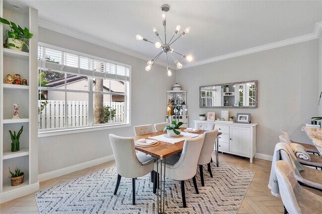 Building Photo - 604 Stanton Dr