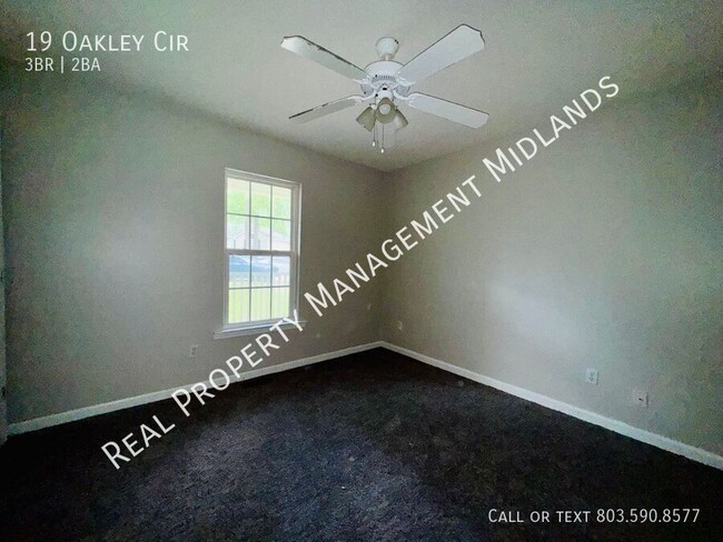 Building Photo - 19 Oakley Cir