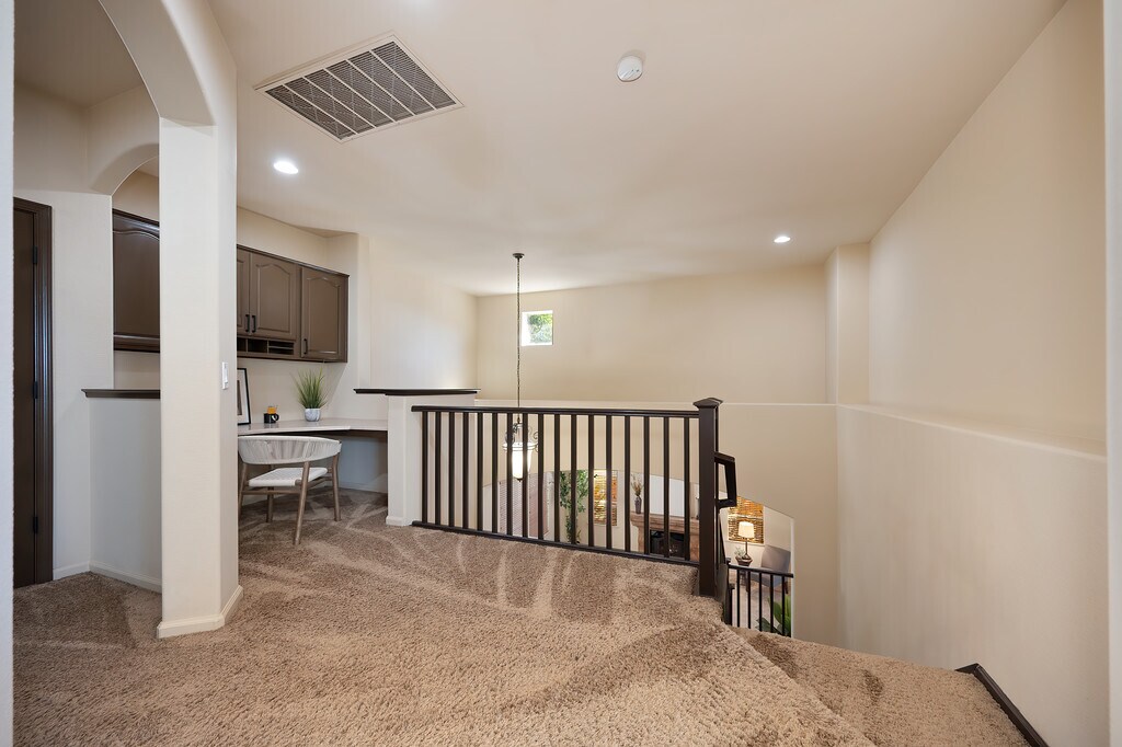 Building Photo - 8441 Briggs Dr