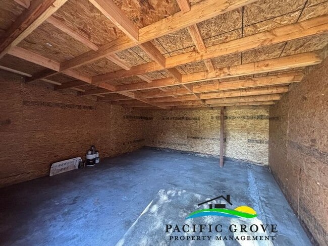 Building Photo - Delightful 3-Bedroom, 2 bath home in Pacific Grove