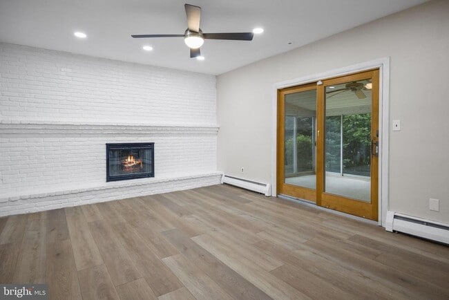 Building Photo - 1280 Wick Ln