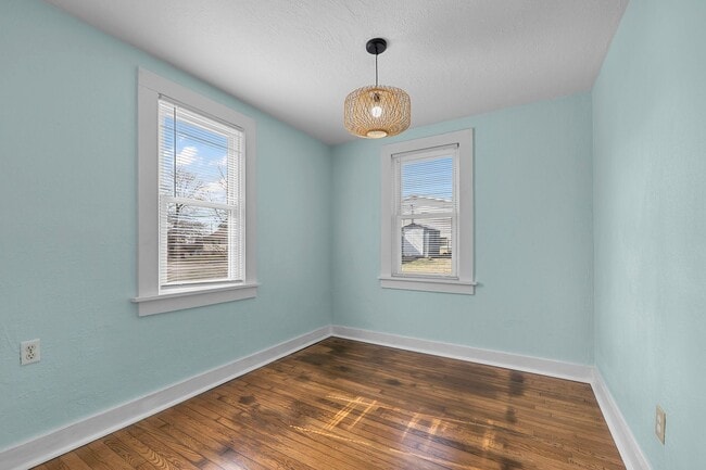 Building Photo - Charming home in Jackson, just minutes from Uptown!