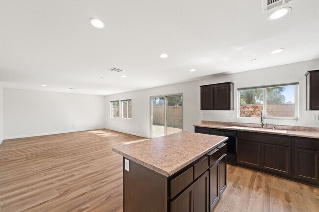 Building Photo - Beautiful Two-Story Home with Spacious Open Floor Plan!