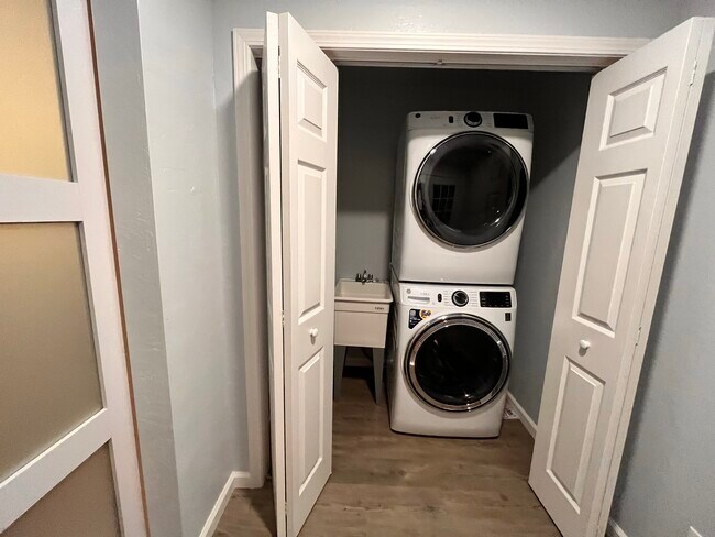 Building Photo - 3248 Fitzgerald Cir