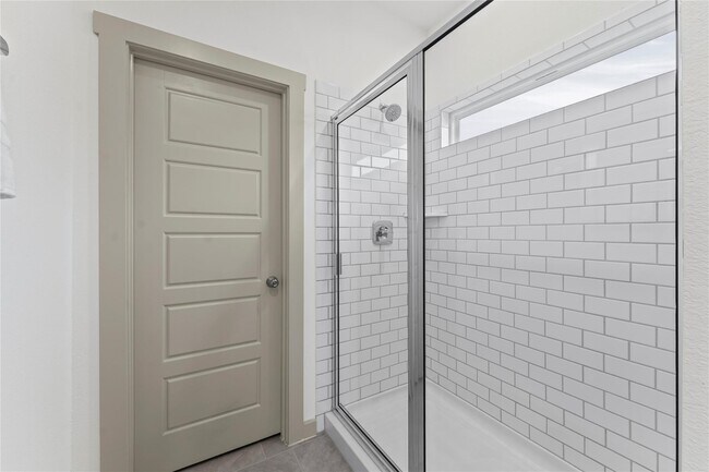 Building Photo - 12512 Newport Arch Ln