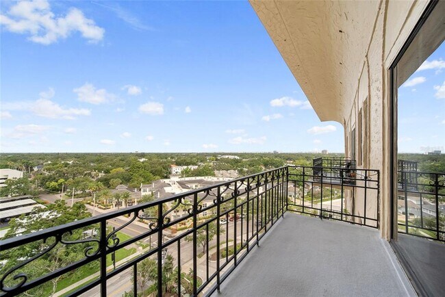 Building Photo - 2109 Bayshore Blvd
