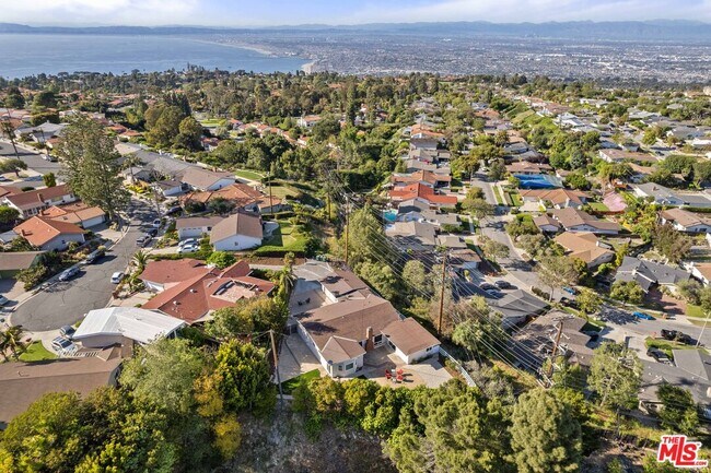 Building Photo - 6111 Monero Dr