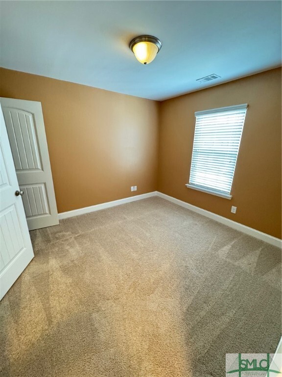 Building Photo - 110 Regis Way