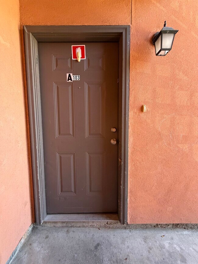 Building Photo - 408 Shiloh Dr