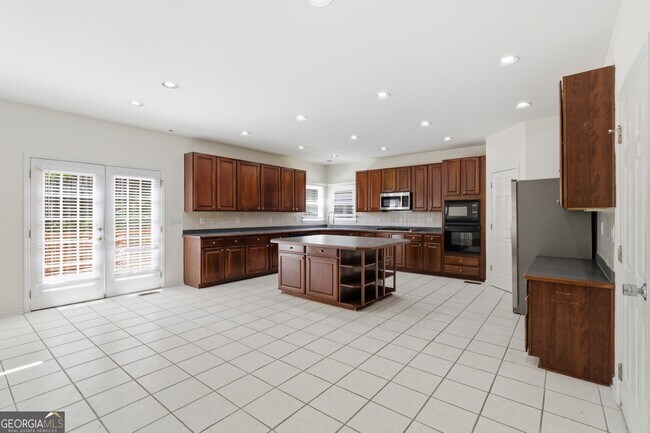 Building Photo - 1702 Clay Brooke Ct SE