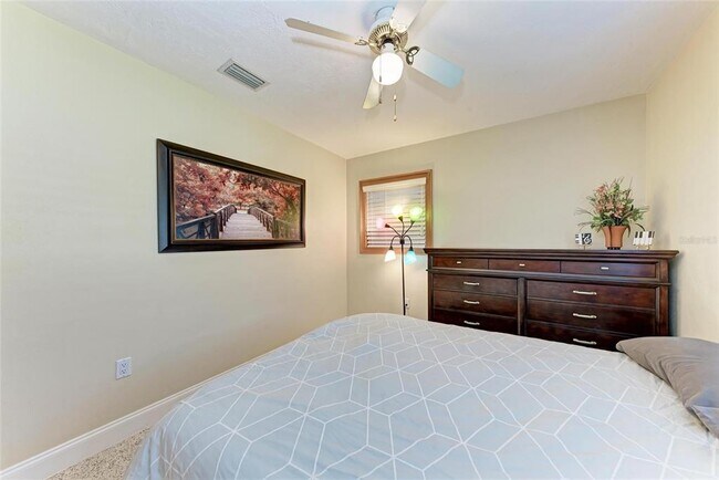 Building Photo - 27192 San Marino Dr