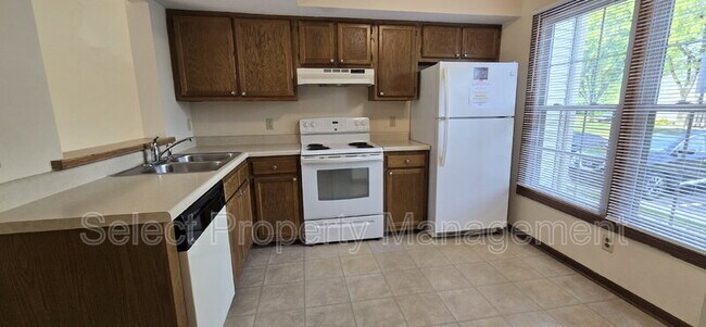 Building Photo - 5438 Evard Rd