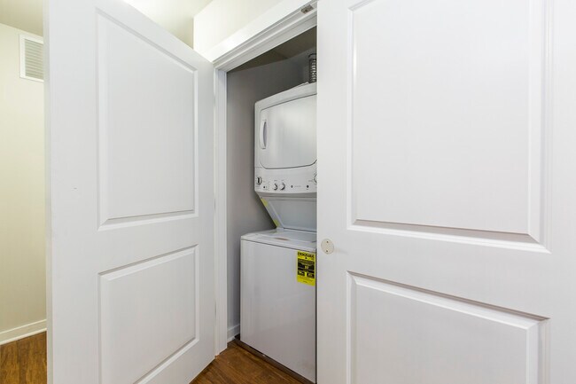 In unit Laundry - 1608 Ridge Ave