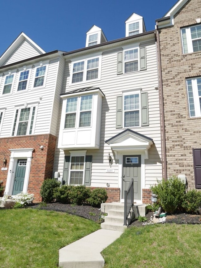 Building Photo - SPACIOUS 4 Bedroom Townhome-Owings Mills, MD