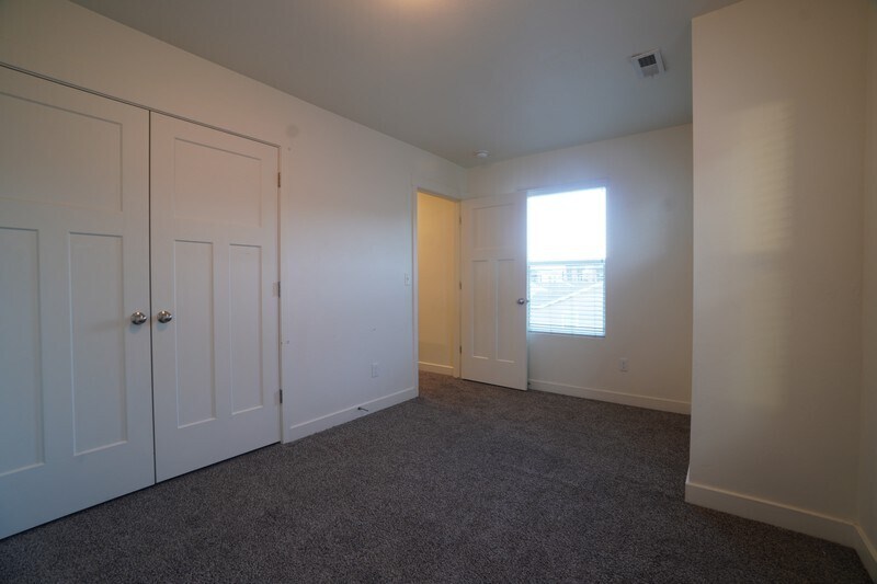 Building Photo - 14864 Diorite Ct