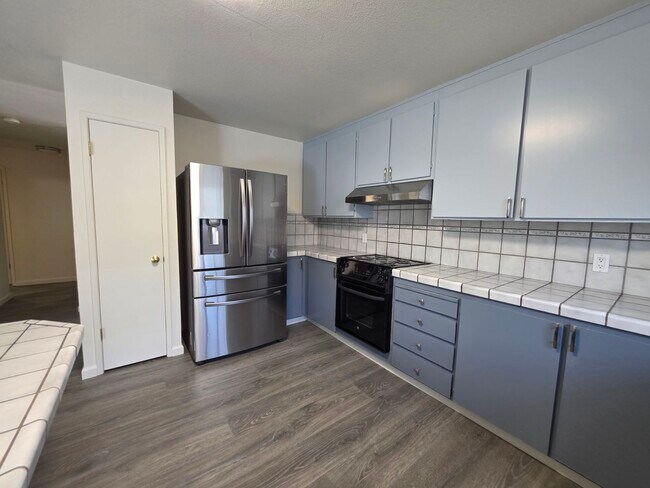 Building Photo - 4611 Harmony Pl