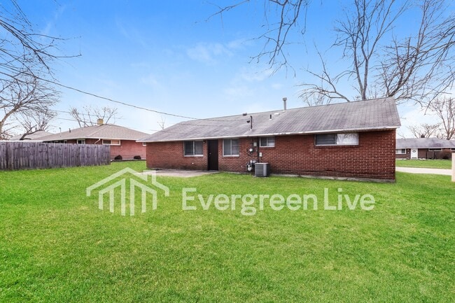 Building Photo - Currently accepting applications!