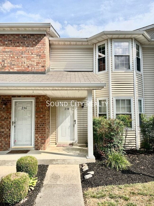 Building Photo - 238 Timberway Dr