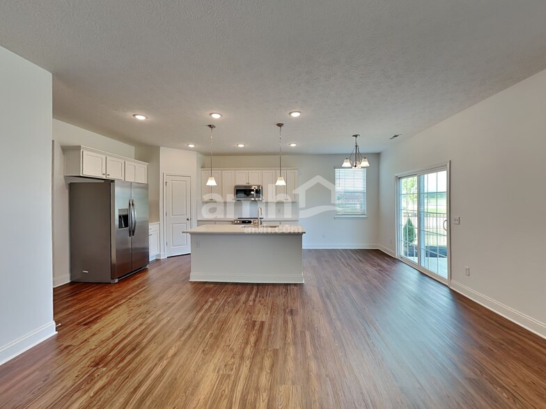 Building Photo - 8148 Rapala Ln