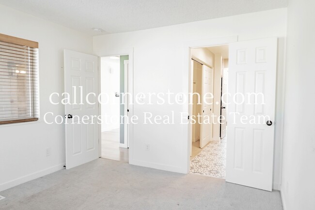 Building Photo - 419 S Chelton Rd