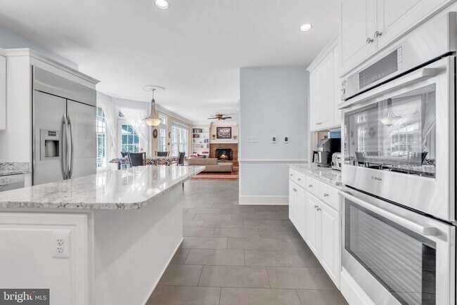 Building Photo - 8308 Comanche Ct