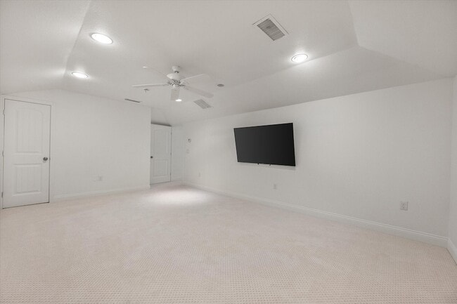 Building Photo - 5305 Emerson Ave
