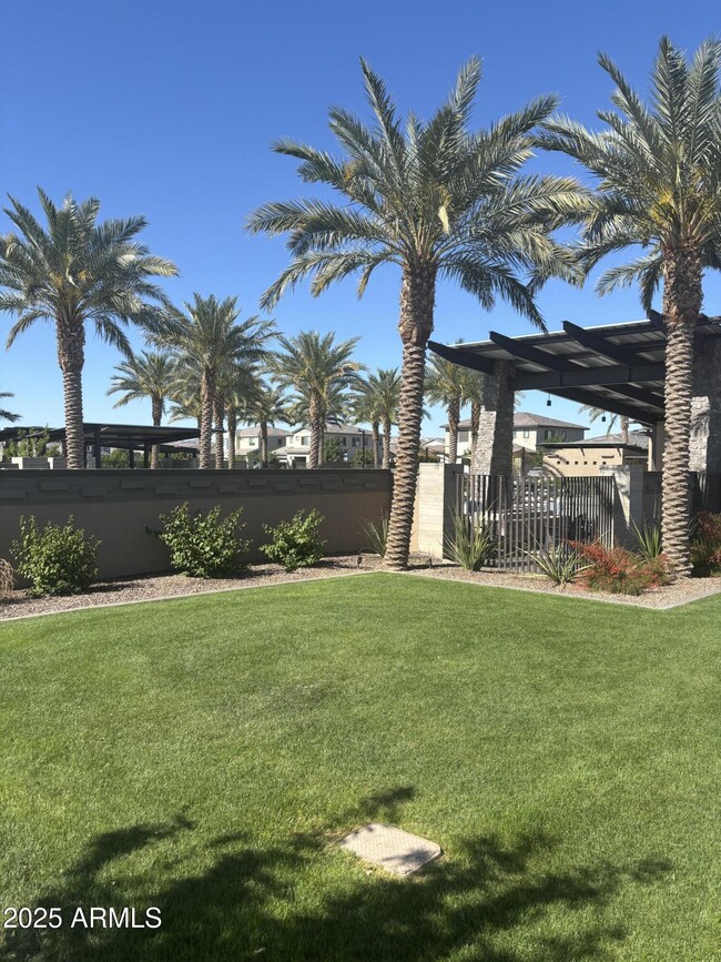Building Photo - 22887 E Bonanza Way