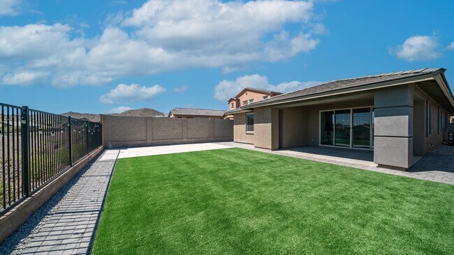 Building Photo - Vistancia High Point Home