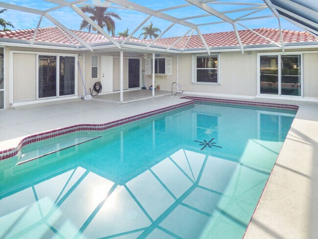 Building Photo - 1438 Sea Fan Dr