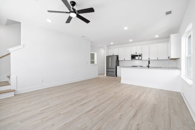 Building Photo - Brand New 3 Bedroom 3 Bath Townhome for Re...