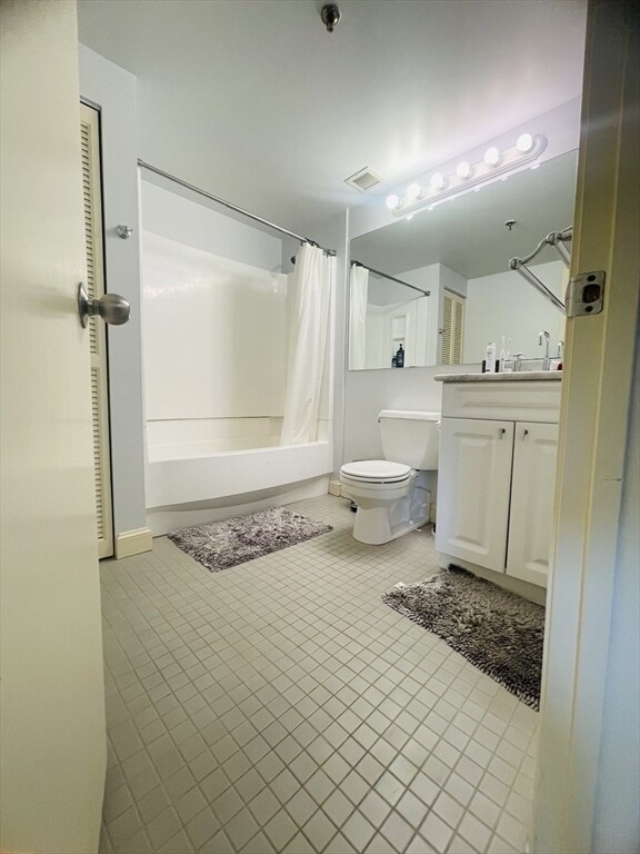 Building Photo - 15 N Beacon St